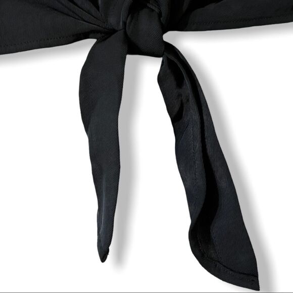 😊 3/$30 
NWT EXPRESS Black front tie crop top, Sz Small. Collared button down - Picture 4 of 7